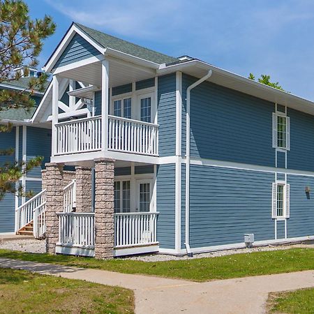 Horseshoe Valley Suites - The Aurora Shanty Bay Exteriör bild